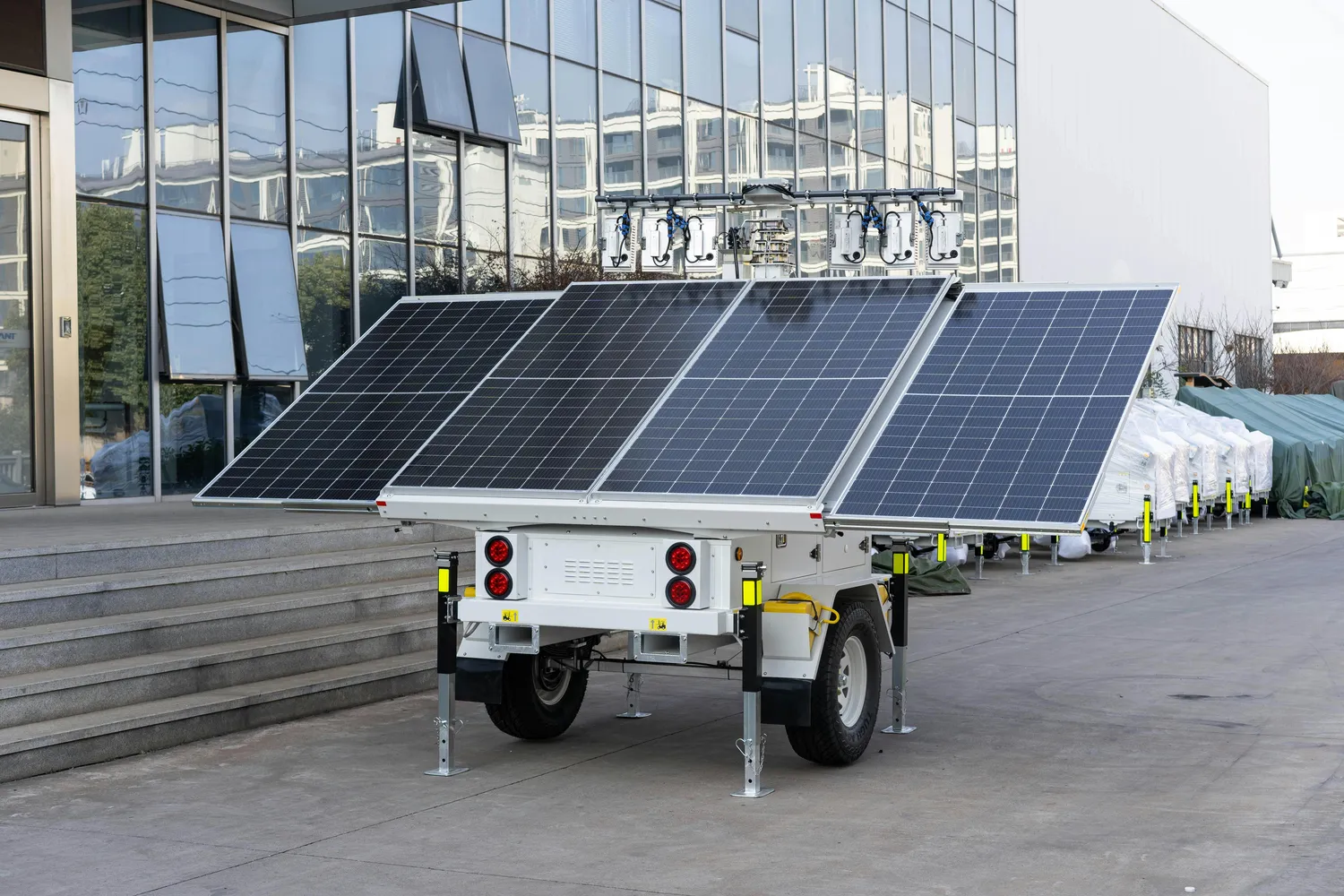 FK Systems GmbH - Technologie solaire - Technologie domotique, système de télécommande centralisé avec tableau de bord numérique pour la climatisation.